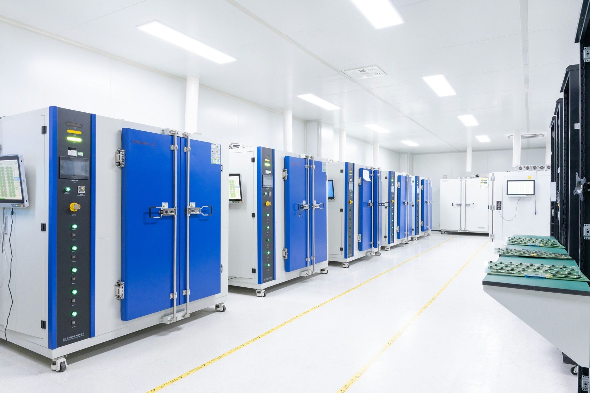 Semiconductor cleanroom and fab facility automation systems